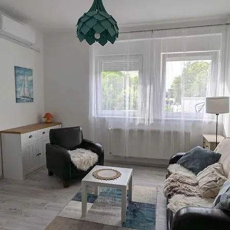 Koezponti Kucko Apartmán